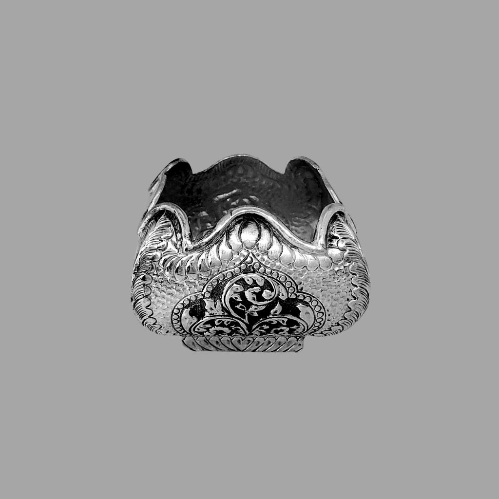https://www.jewelnidhi.com/img/1609489487AQ FANCY PATTAI.jpg